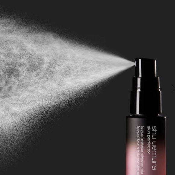 SHU UEMURA skin perfector makeup refresher mist 🌸 - Picture 2 of 3